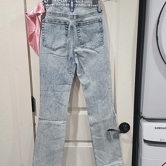 Juicy Couture Melrose Wash Indigo Studded Chain Girlfriend Jeans Women's 24 NWT - Picture 3 of 6